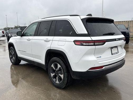 Bright White Clearcoat 2024 Jeep Grand Cherokee 4xe Base