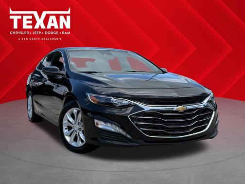 Mosaic Black Metallic 2024 Chevrolet Malibu FWD 1LT