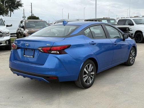Electric Blue Metallic 2023 Nissan Versa 1.6 SV