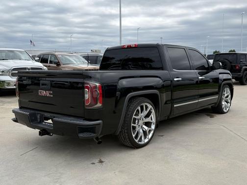 Onyx Black 2018 GMC Sierra 1500 SLT