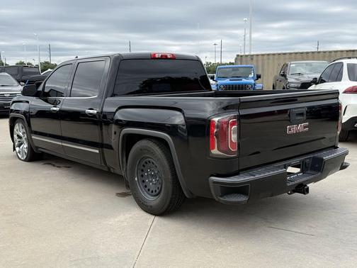 Onyx Black 2018 GMC Sierra 1500 SLT