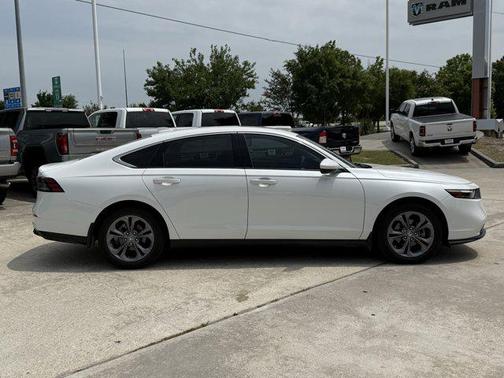 Platinum White Pearl 2024 Honda Accord EX