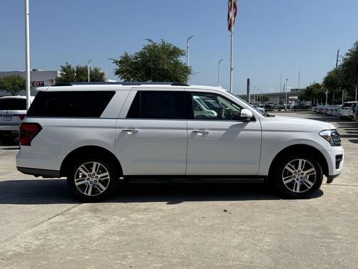 OXFORD WHITE 2024 Ford Expedition Max Limited