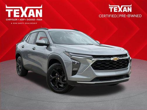 Sterling Gray Metallic 2025 Chevrolet Trax LT