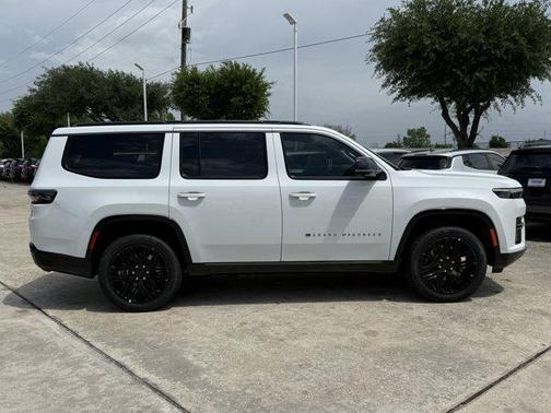Bright White Clearcoat 2026 Jeep Grand Wagoneer Limited Reserve 4x4