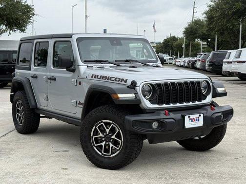 Silver Zynith Clearcoat 2024 Jeep Wrangler Rubicon