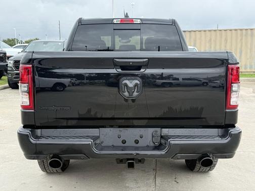 Diamond Black Crystal Pearlcoat 2020 RAM 1500 Lone Star