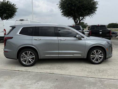 Argent Silver Metallic 2023 Cadillac XT6 Premium Luxury FWD
