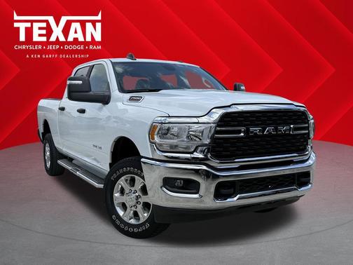Bright White Clearcoat 2024 RAM 2500 Big Horn Crew Cab 4x4 6'4' Box