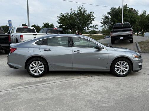 Sterling Gray Metallic 2024 Chevrolet Malibu FWD 1LT