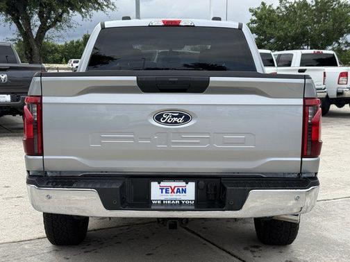 ICONIC SILVER METALLIC 2025 Ford F-150 XLT
