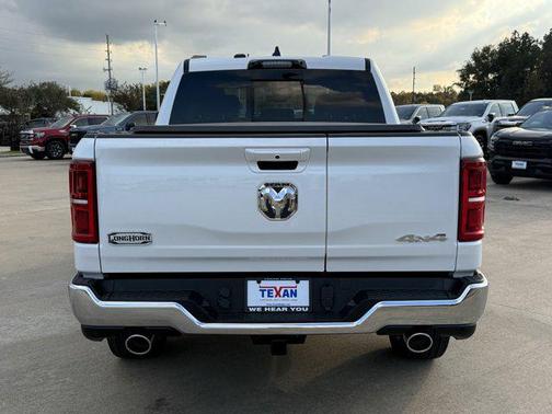 Ivory White Tri-Coat Pearlcoat 2026 RAM 1500 Longhorn