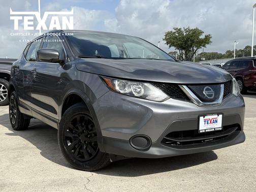 Gun Metallic 2019 Nissan Rogue Sport S