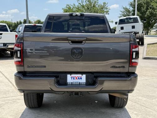 Granite Crystal Metallic Clearcoat 2024 RAM 2500 Laramie Crew Cab 4x4 6'4' Box