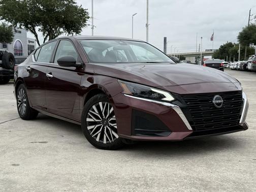 Garnet Pearl Metallic 2024 Nissan Altima 2.5 SV