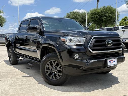 Black 2023 Toyota Tacoma SR5