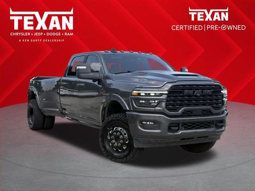Granite Crystal Metallic Clearcoat 2025 RAM 3500 Limited Crew Cab 4x4 8' Box