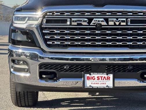 Diamond Black Crystal Pearlcoat 2026 RAM 1500 Longhorn
