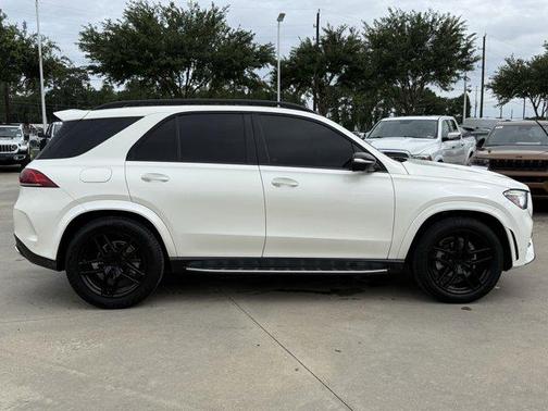 MANUFAKTUR Diamond White Metallic 2022 Mercedes-Benz GLE 350 Base