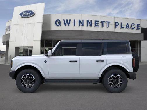 Oxford White 2026 Ford Bronco Outer Banks