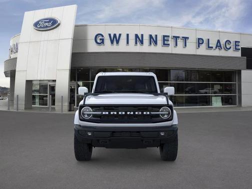 Oxford White 2026 Ford Bronco Outer Banks
