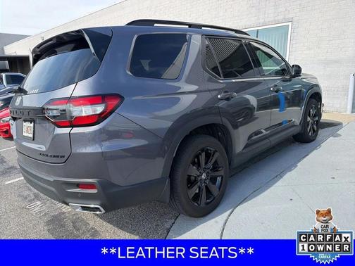 2025 Honda Pilot Black Edition