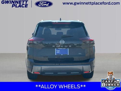Super Black 2026 Nissan Rogue SL