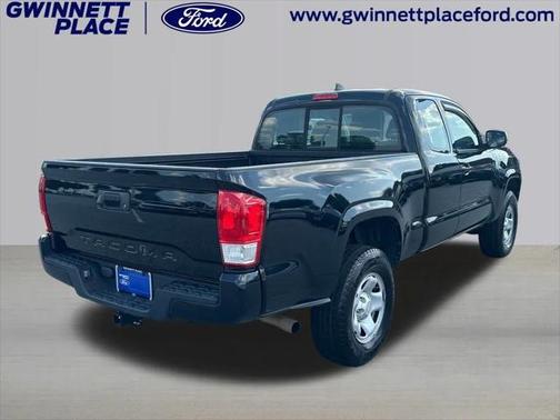 2017 Toyota Tacoma SR