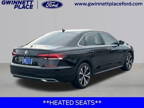 2022 Volkswagen Passat 2.0T SE