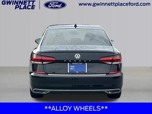 2022 Volkswagen Passat 2.0T SE