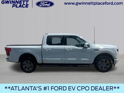 2024 Ford F-150 Lightning LARIAT