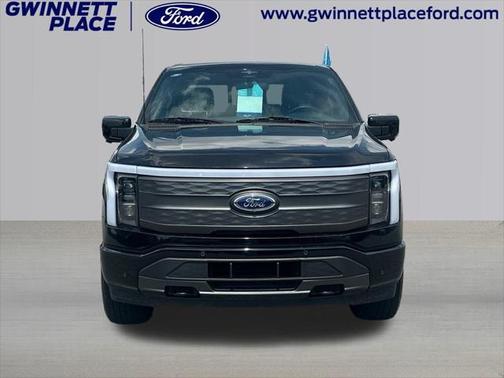 2023 Ford F-150 Lightning LARIAT
