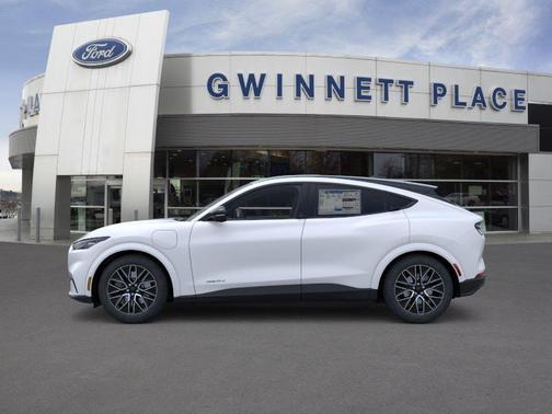 Star White Metallic Tri-Coat 2026 Ford Mustang Mach-E Premium