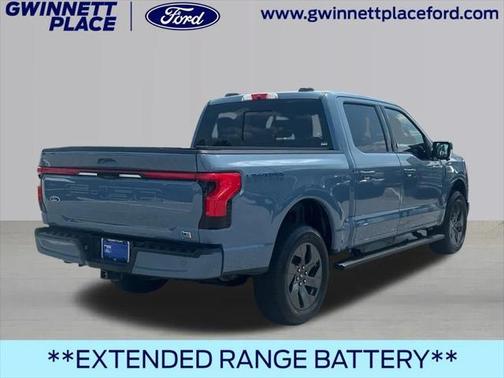 2023 Ford F-150 Lightning LARIAT
