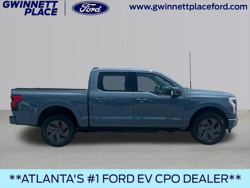 2023 Ford F-150 Lightning LARIAT