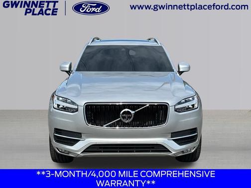 Bright Silver 2018 Volvo XC90 T5 Momentum