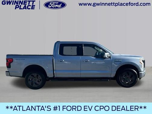 2022 Ford F-150 Lightning LARIAT