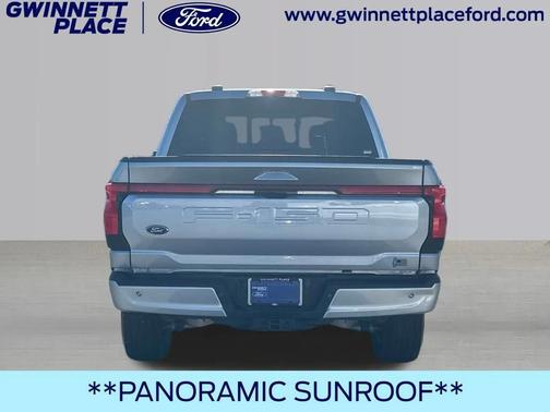 2022 Ford F-150 Lightning LARIAT