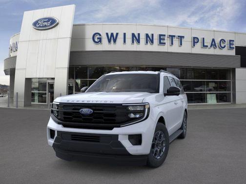 Space Silver Metallic 2026 Ford Expedition Active