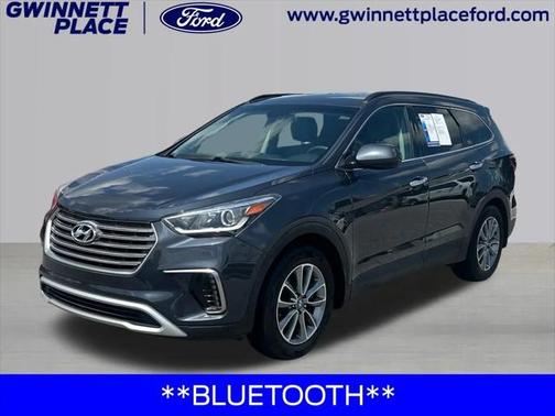 2017 Hyundai SANTA FE SE