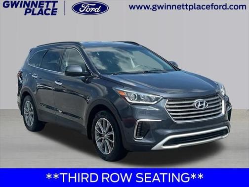 2017 Hyundai SANTA FE SE