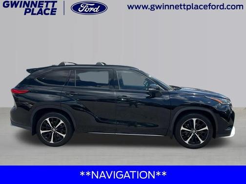 2022 Toyota Highlander XSE