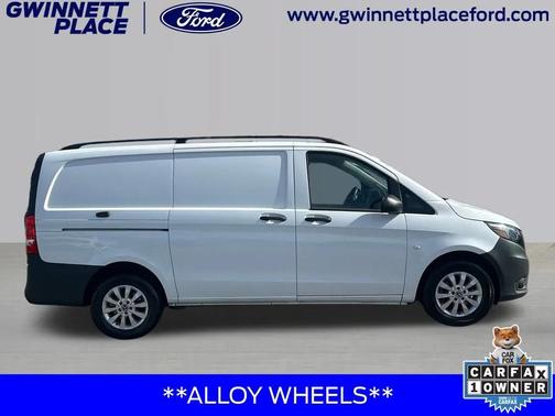 2022 Mercedes-Benz Metris Base