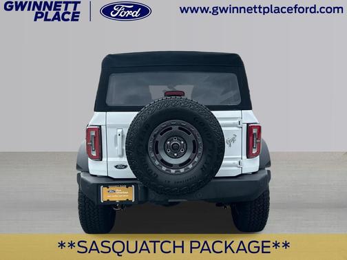 Oxford White 2025 Ford Bronco Outer Banks