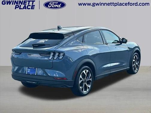 2024 Ford Mustang Mach-E Select