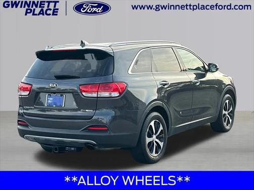 2017 Kia Sorento EX