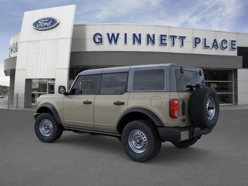 2025 Ford Bronco Base