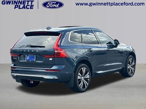 2022 Volvo XC60 Recharge Plug-In Hybrid T8 Inscription