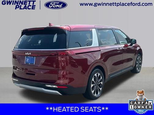 2024 Kia Carnival EX