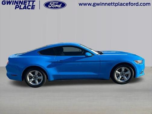 2017 Ford Mustang V6